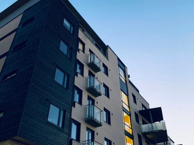 Apartamento Contemporâneo no Caminho das Árvores