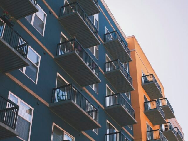 Apartamento Executivo no Caminho das Árvores